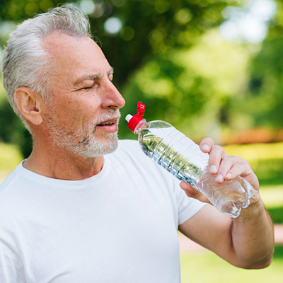 Diabetes management and hydration during hot weather